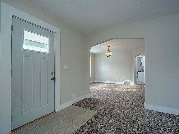 5th image of 725 S 29th St
