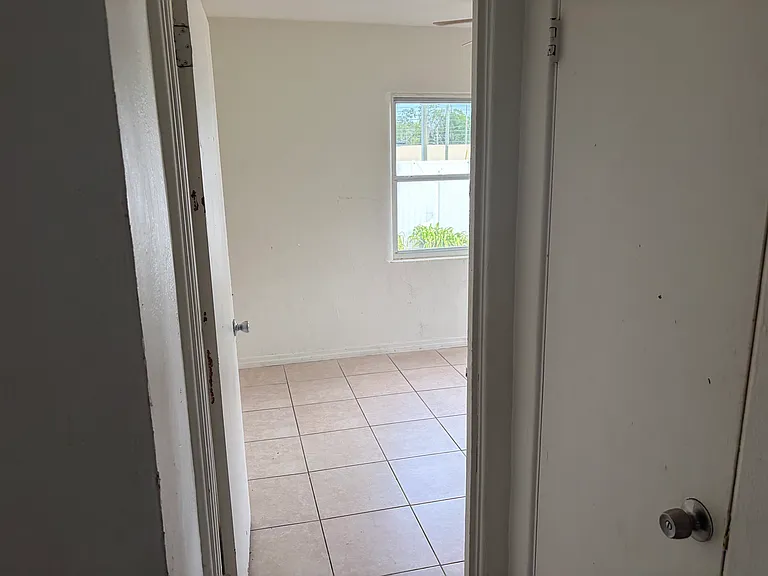 2141 Brook Dr — Photo 1