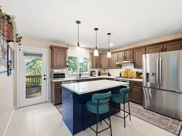 1112 E Eagle Ridge Cir, Sandy, UT 84094