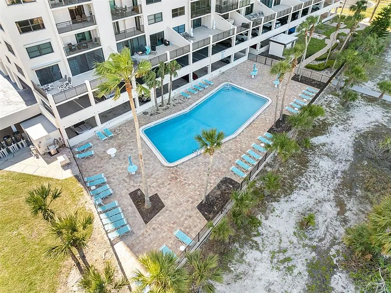 1270 Gulf Blvd #606 — Photo 3