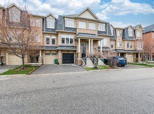 22 Magdalene Cres, Brampton, ON L6Z0G8