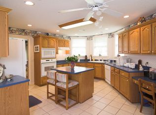 70 Walling Grove Rd, Beaufort, SC 29907