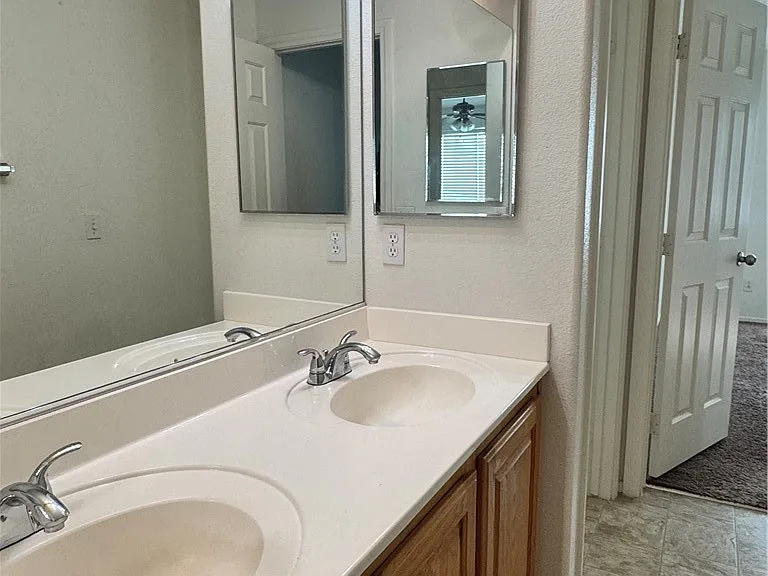 4020 Clove Hitch St — Photo 13