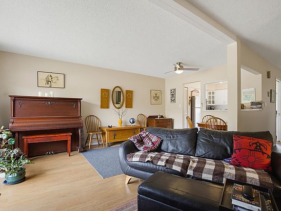 4th image of 33260 11th Ave #22