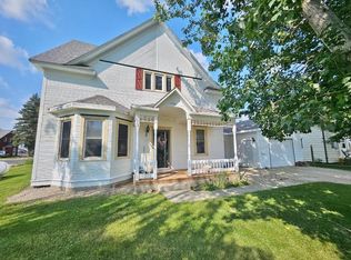 401 5th St SE, Rugby, ND 58368