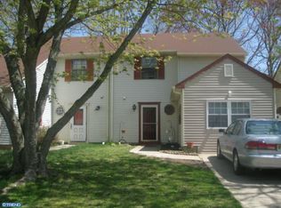 22 Hyacinth Ln, Sicklerville, NJ 08081