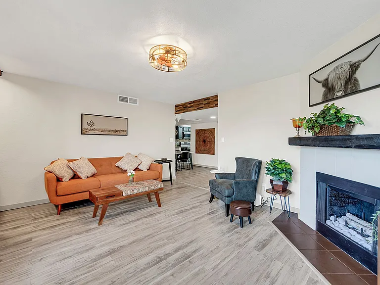 8787 E Mountain View Rd #2100 — Photo 16
