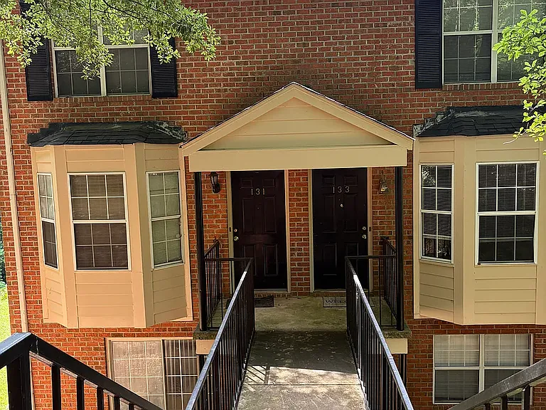133 Sleepy Creek Dr — Photo 1