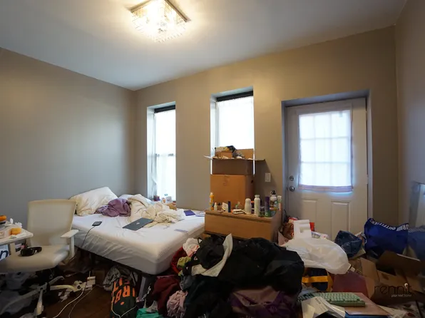 1689 Gates Avenue image 10 of 21