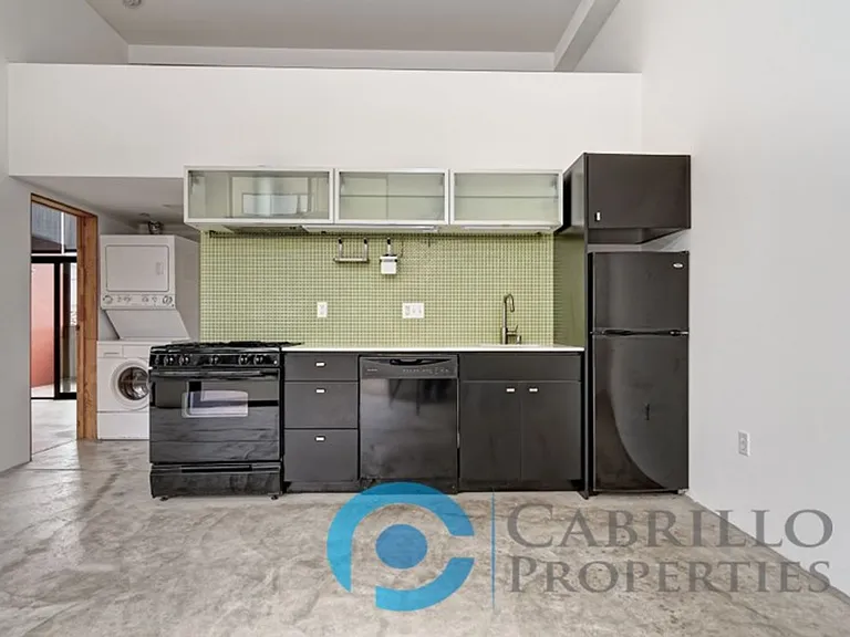 Centre Street Lofts — Photo 7