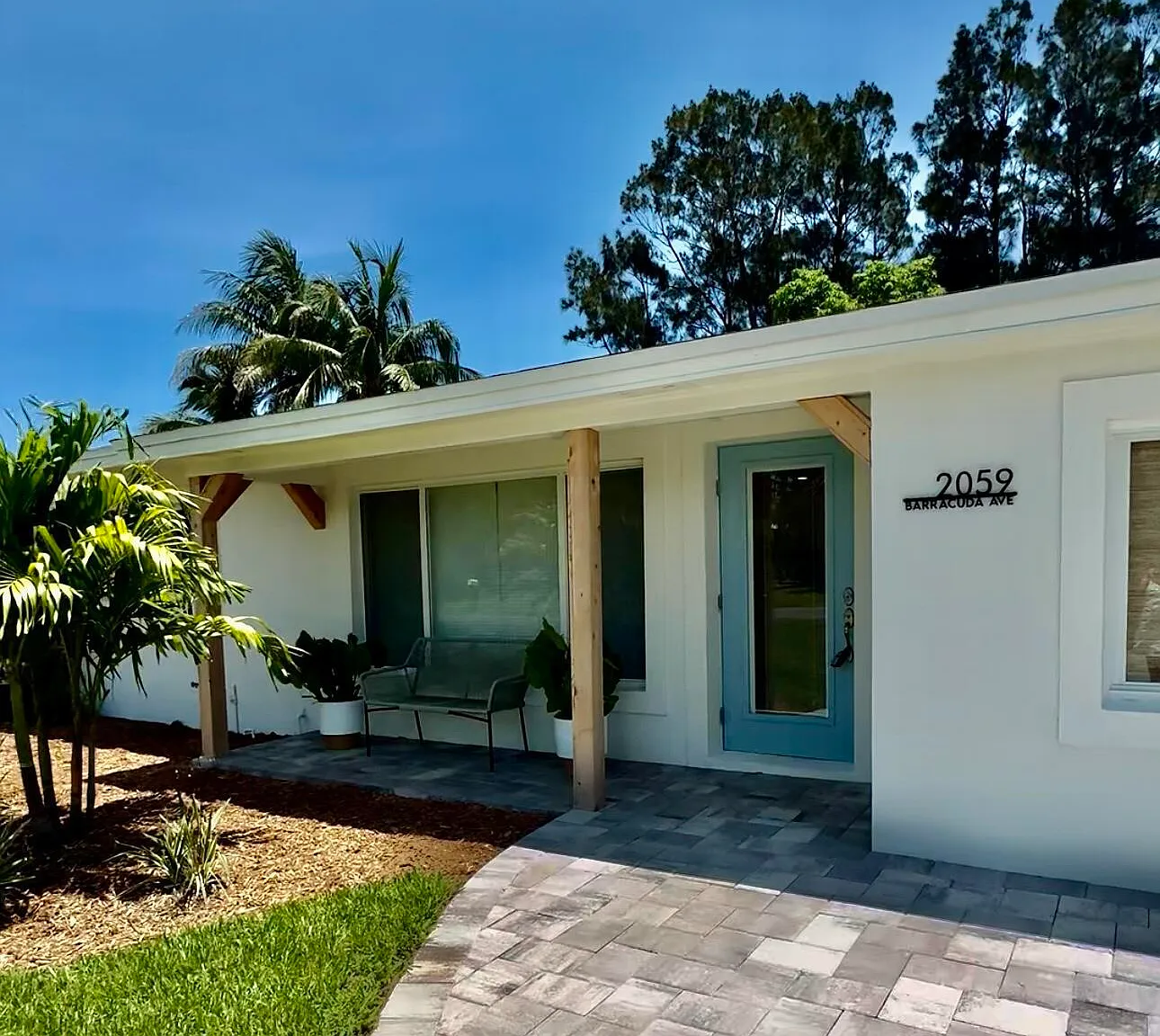 3 bed, 2.0 bath, 1400 sqft, $3,500 — Photo 1