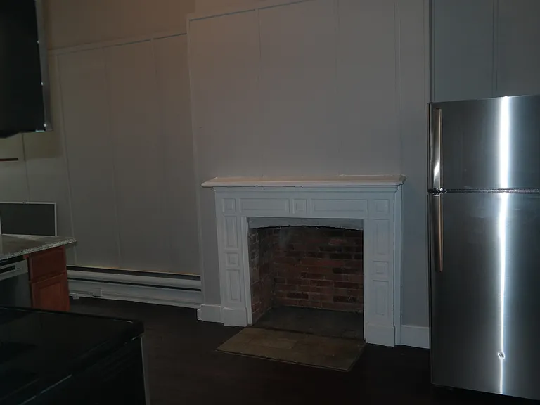 For Rent: Urban Luxury at 914 N. Charles St Your City Lifestyle Awaits! — Photo 45