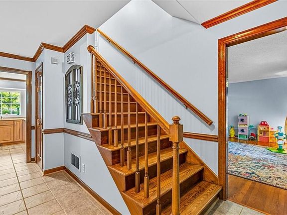 4th image of 4804 Waldorf Dr