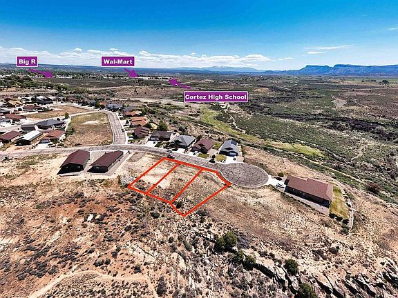 2nd image of 3 Lots Bluffs Boulevard