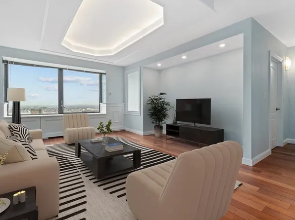 65 E India Row APT 33G, Boston, MA 02110