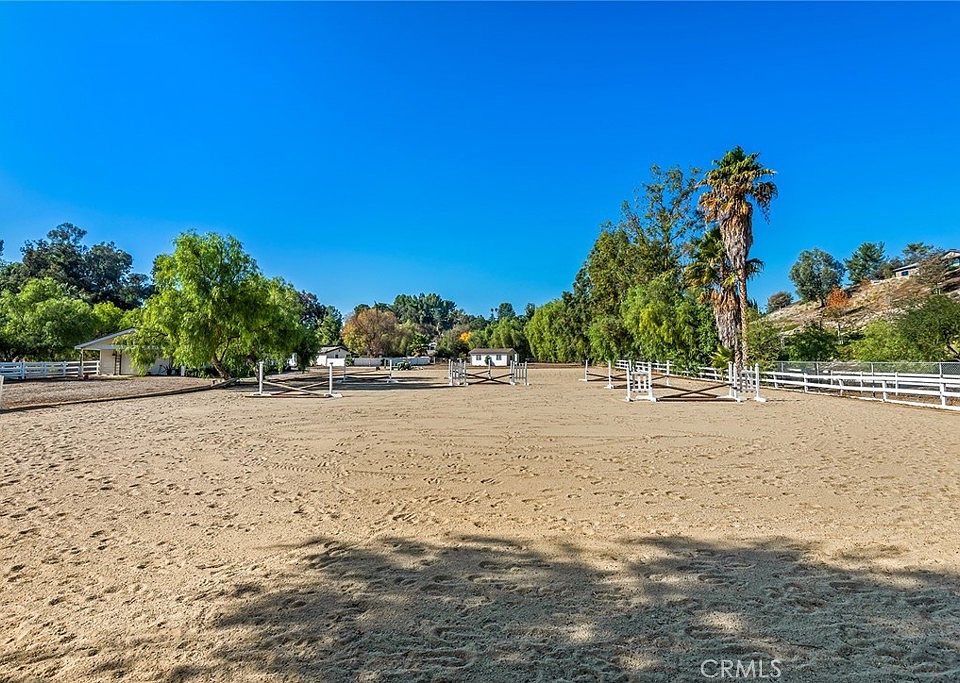 5547 Paradise Valley Rd Calabasas CA Zillow