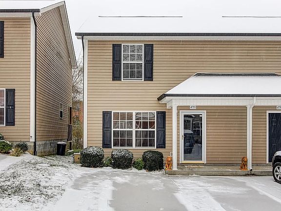 2nd image of 4755 Forest Landing Way