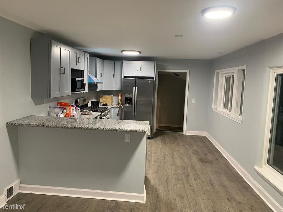 41663 East Huron River Drive kitchen picture
