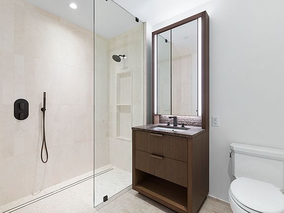 4th image of 543 W 122nd St #19F