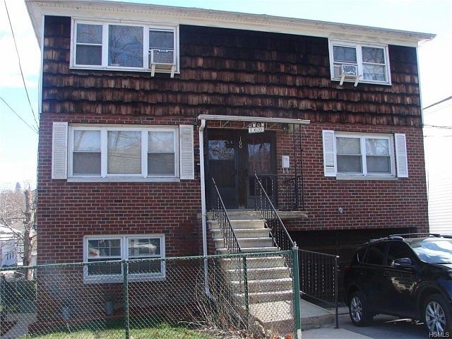 1st image of 160 Truman Ave