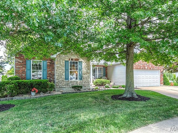 2nd image of 1903 Bonnie Brook Ln