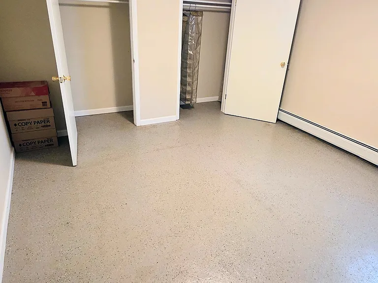 648 Milton Ave — Photo 19
