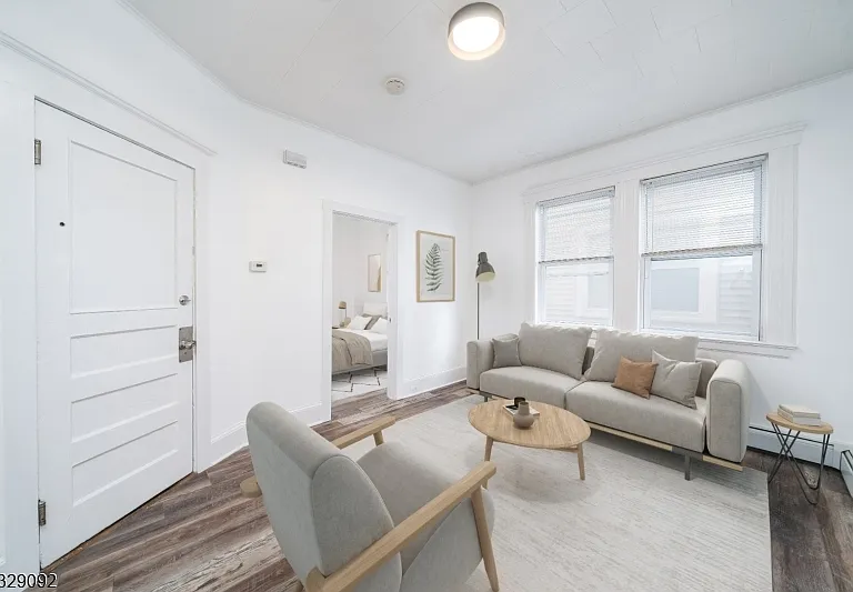 9 Kling St #3 — Photo 4