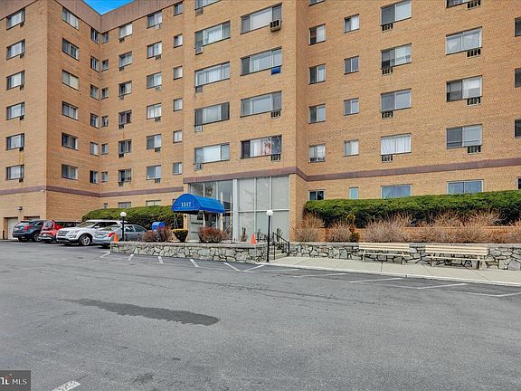 2nd image of 1517 Hill Rd APT 3A