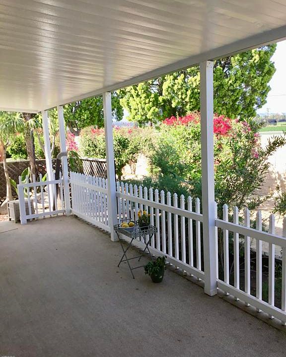 1st image of 43 Poinsettia Gardens Dr