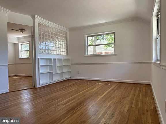 3rd image of 12625 Farnell Dr