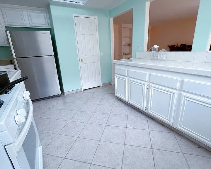 541 Bruin Dr #R3 — Photo 4