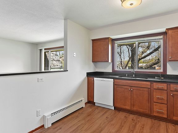 3rd image of 2407 Hampshire Ave S #203