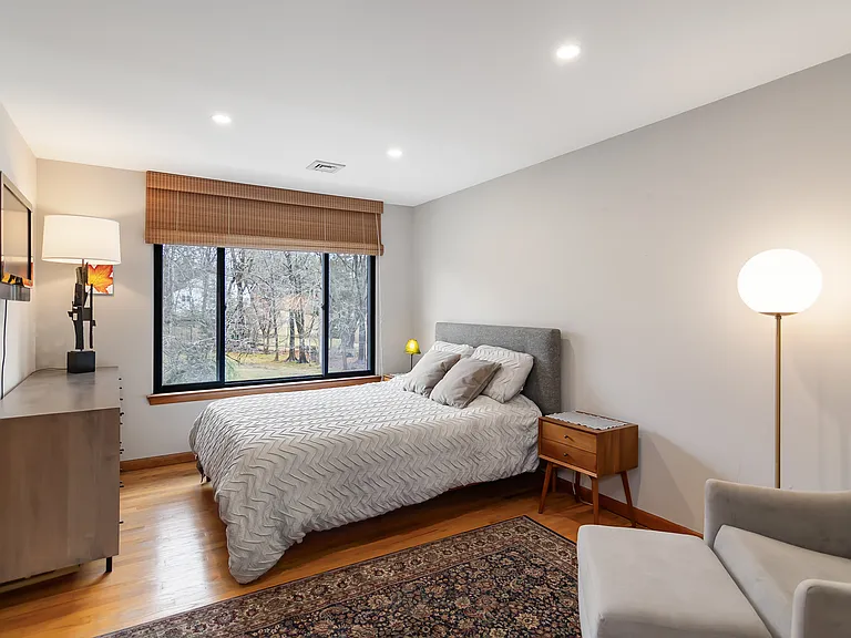 1 Brightfield Ln — Photo 34