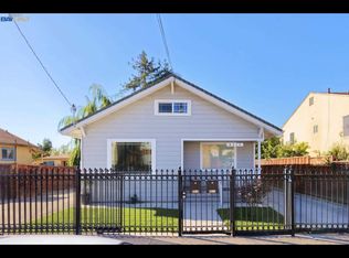 9315 Hillside St, Oakland, CA 94603
