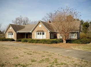 100 Memory Ln, Easley, SC 29640