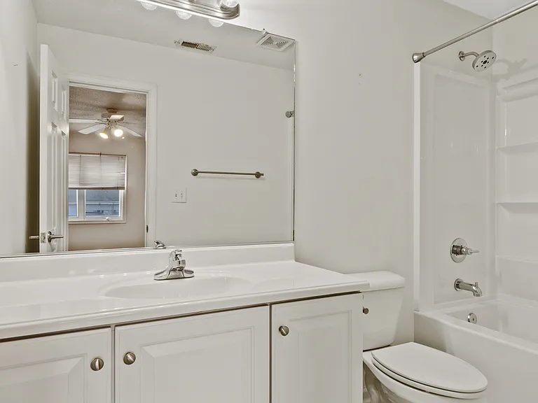 3224 Shore Dr — Photo 18