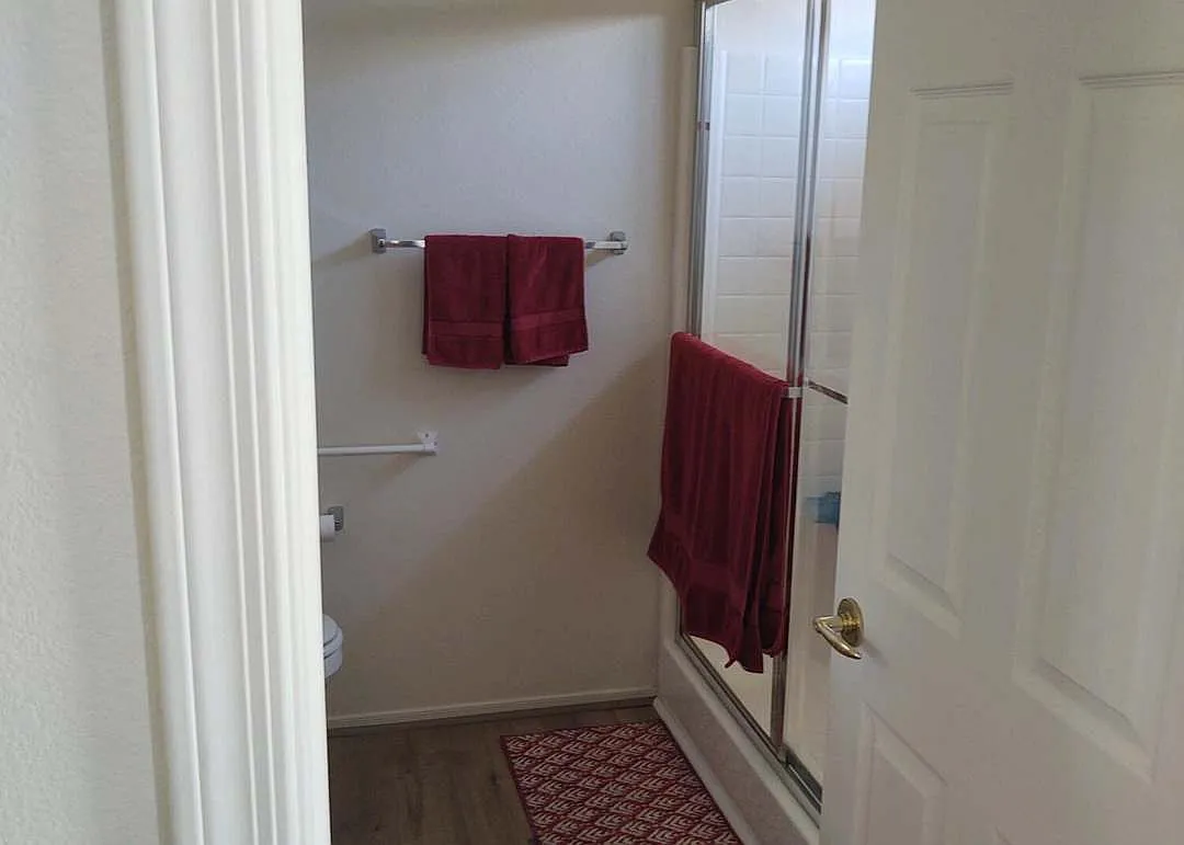 2 bed, 1128 sqft, $1,800 — Photo 4