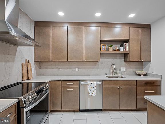 4th image of 4311 Massachusetts Ave NW #4311