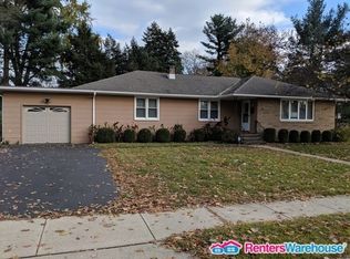 301 Greenleigh Ct, Cherry Hill, NJ 08002