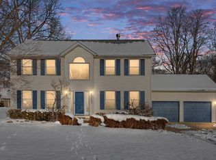 36800 W Eleven Mile Rd, Farmington Hills, MI 48335