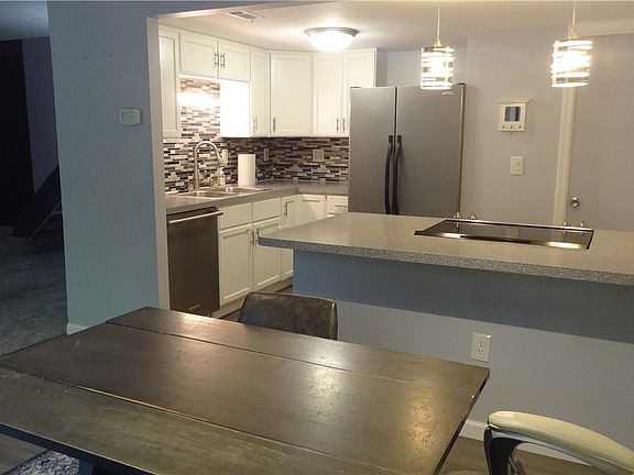 3rd image of 1651 Mentor Ave APT 3502
