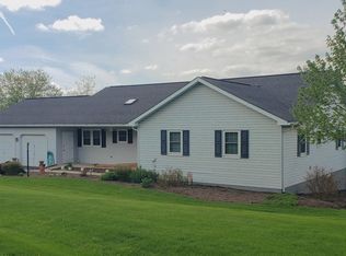 1209 Franklin Dr, Bloomsburg, PA 17815