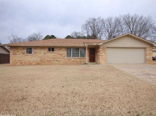8 Timberside Cv, Little Rock, AR 72204