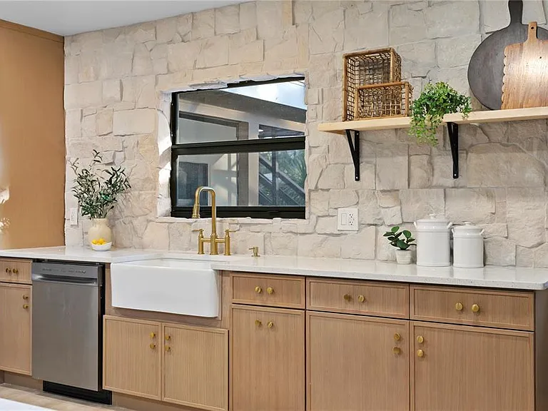 4504 W Lamb Ave — Photo 18