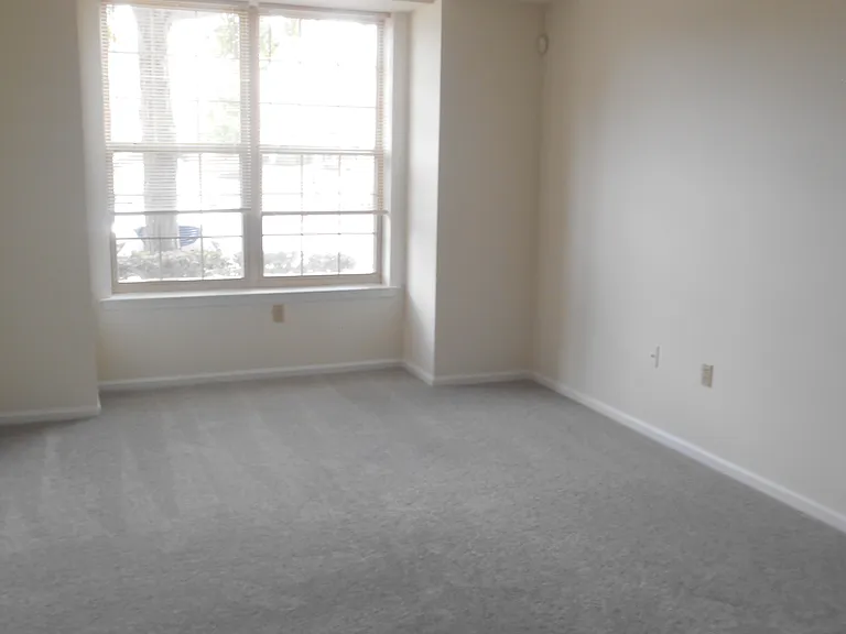 Amberley at Blue Bell Apartments — Photo 46