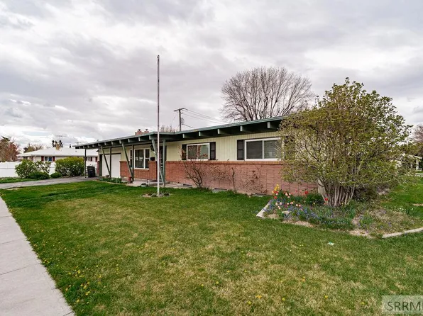 819 Raymond Dr, Idaho Falls, ID 83402