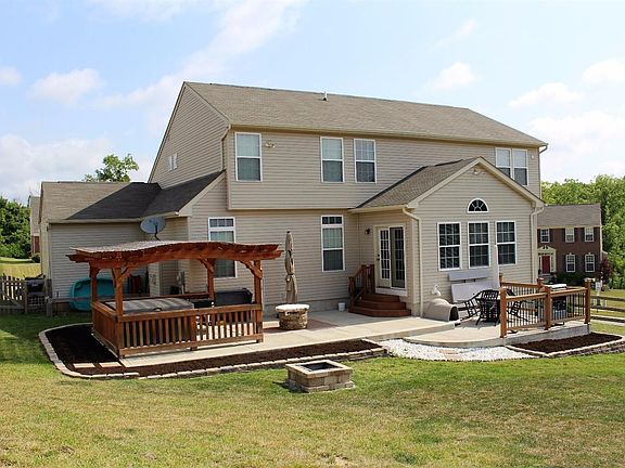 2nd image of 4985 Blue Meadow Ln
