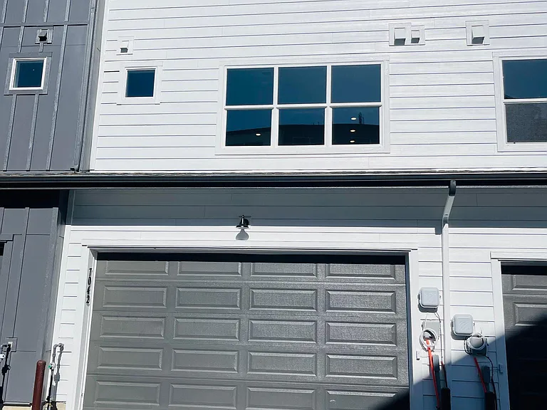 7042 Doncaster Ct — Photo 3