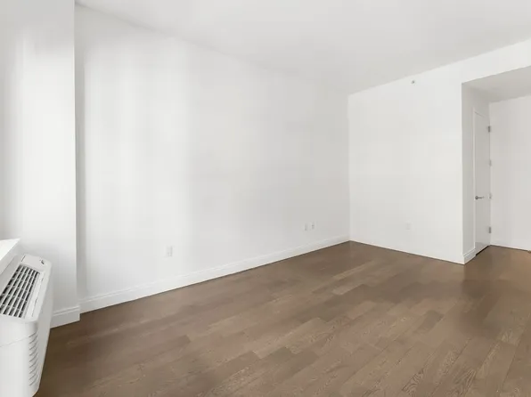 148 1st Street image 179 of 204