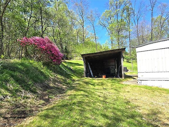 4th image of 2361 Carpenter Run Rd